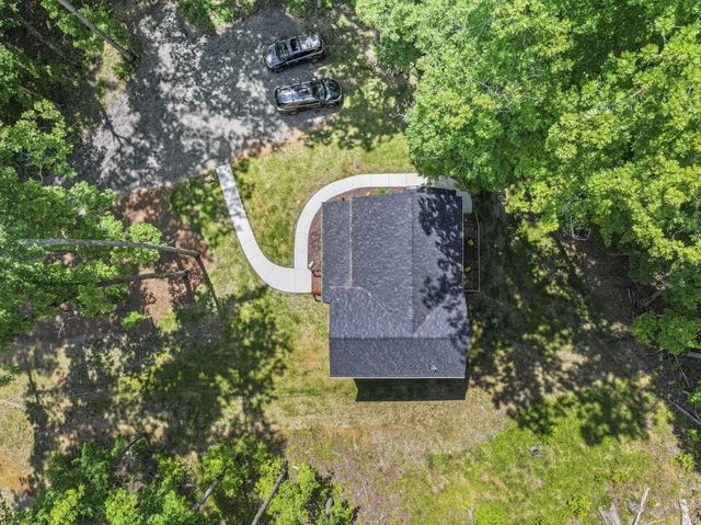 790 Puckett Hollow Rd, Centerville, TN 37033