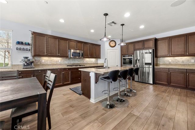 26261 Santiago Canyon, Corona, CA 92883