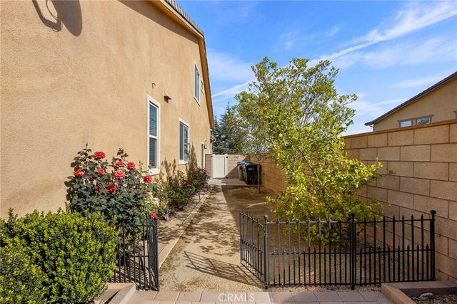 26261 Santiago Canyon, Corona, CA 92883