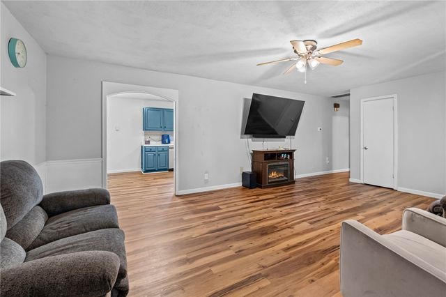 1906 Sisco Avenue, Springdale, AR 72762