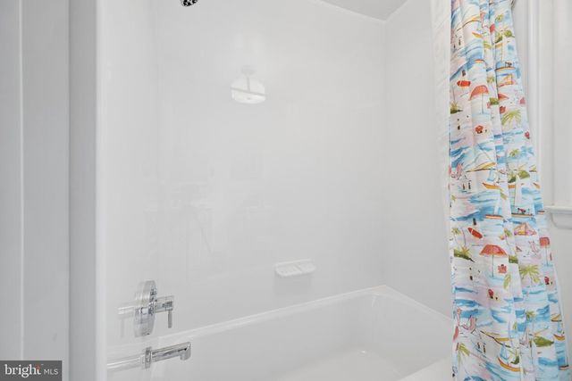 124 CHESTNUT AVE, Washington Grove, MD 20880