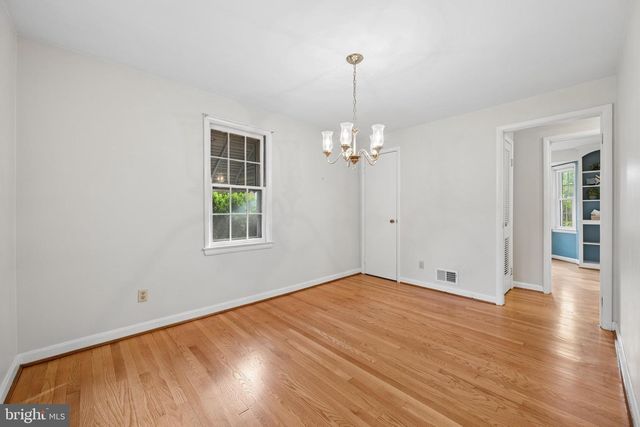 124 CHESTNUT AVE, Washington Grove, MD 20880