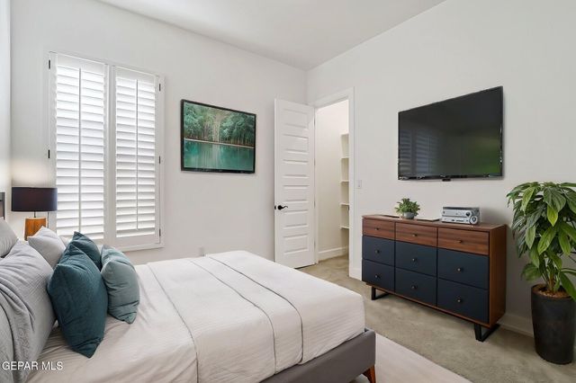 7437 CAVESON Road, El Paso, TX 79911