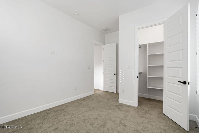 7437 CAVESON Road, El Paso, TX 79911