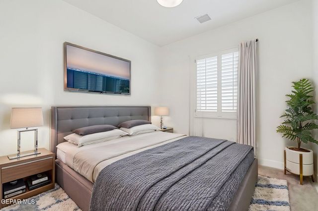 7437 CAVESON Road, El Paso, TX 79911