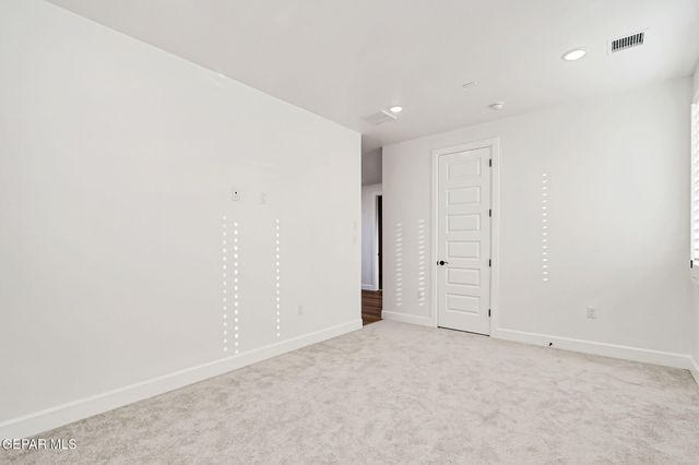 7437 CAVESON Road, El Paso, TX 79911