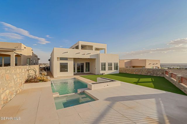 7437 CAVESON Road, El Paso, TX 79911