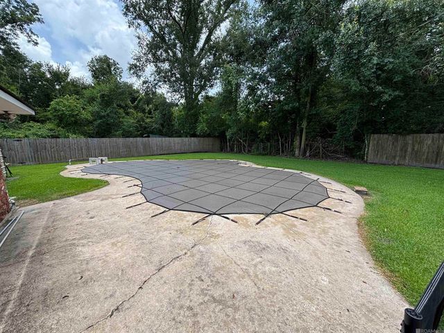 1175 Bayou Paul Ln, St Gabriel, LA 70776