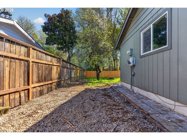 5820 Sw 187TH Pl, Beaverton, OR 97078