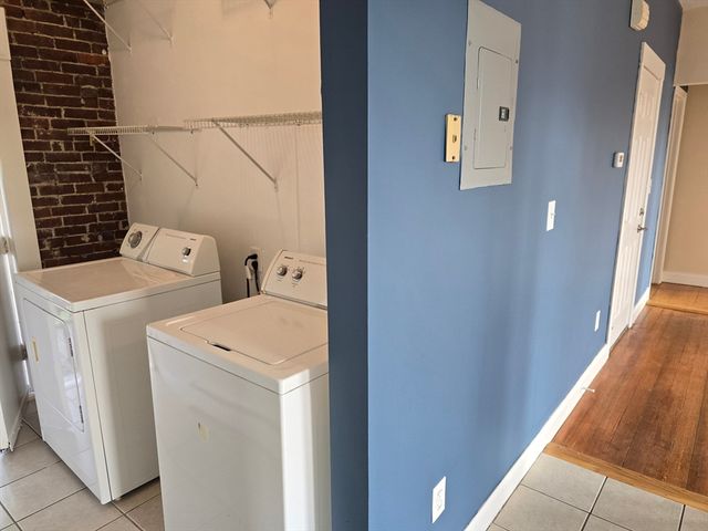 9-11 Bismarck St 3, Boston, MA 02130