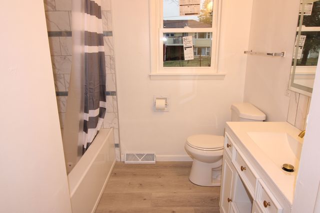 915 Hoban Avenue, Rockford, IL 61101