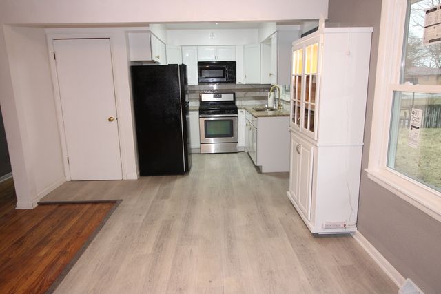 915 Hoban Avenue, Rockford, IL 61101