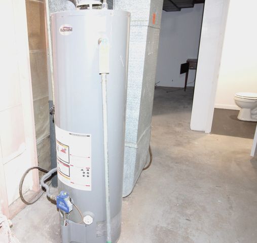 915 Hoban Avenue, Rockford, IL 61101