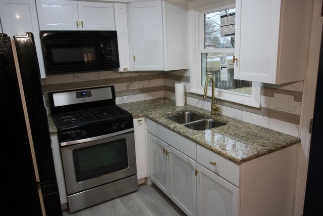 915 Hoban Avenue, Rockford, IL 61101