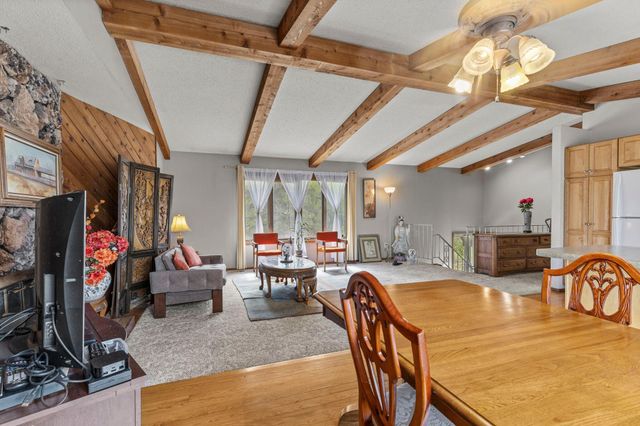 28508 Jocelyn Avenue, Chisago City, MN 55013