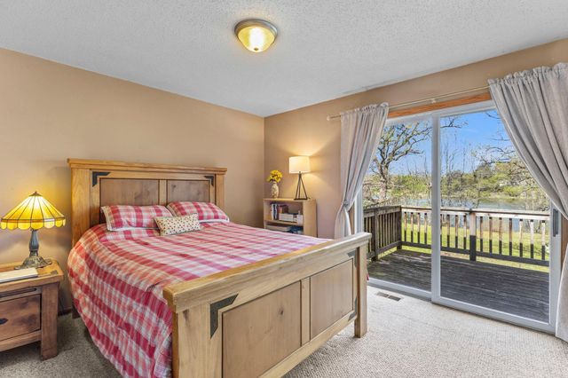 28508 Jocelyn Avenue, Chisago City, MN 55013