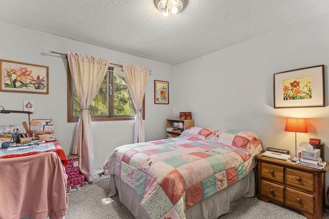 28508 Jocelyn Avenue, Chisago City, MN 55013