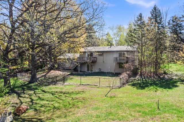 28508 Jocelyn Avenue, Chisago City, MN 55013
