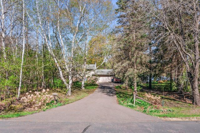 28508 Jocelyn Avenue, Chisago City, MN 55013