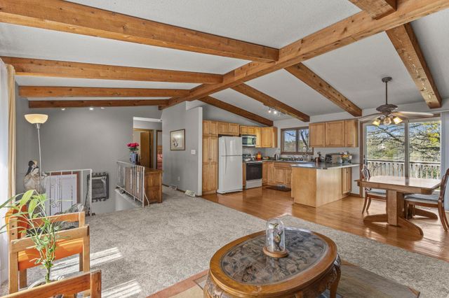 28508 Jocelyn Avenue, Chisago City, MN 55013