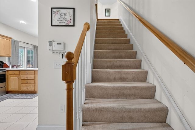 1 Knowlton Circle 1, Upton, MA 01568