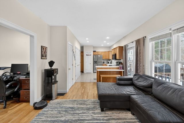 1 Knowlton Circle 1, Upton, MA 01568