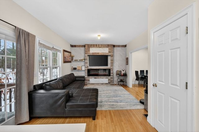 1 Knowlton Circle 1, Upton, MA 01568