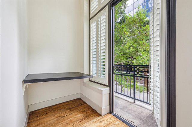 5005 Hidalgo Street 208, Houston, TX 77056