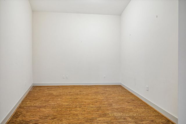 5005 Hidalgo Street 208, Houston, TX 77056