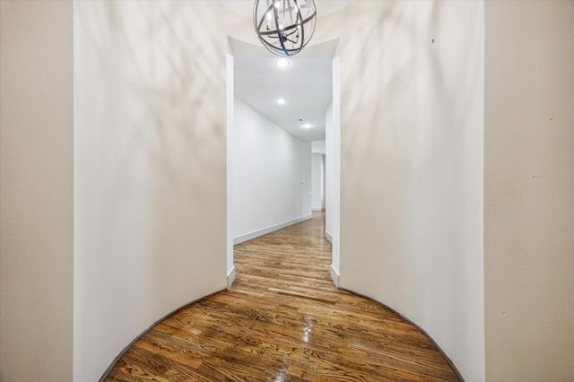 5005 Hidalgo Street 208, Houston, TX 77056