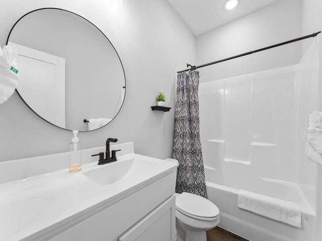 227 Watersound Way, Hollister, MO 65672