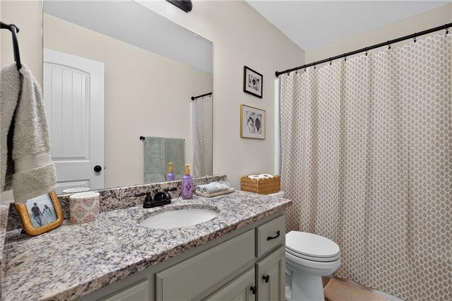 1308 NW Hilltop Lane, Grain Valley, MO 64029