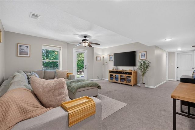1308 NW Hilltop Lane, Grain Valley, MO 64029