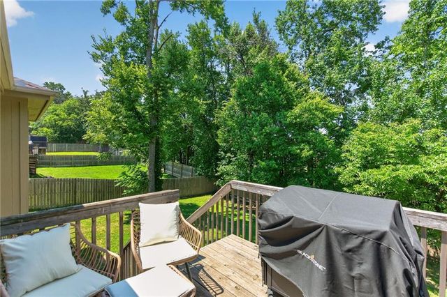 1308 NW Hilltop Lane, Grain Valley, MO 64029