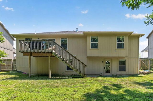 1308 NW Hilltop Lane, Grain Valley, MO 64029