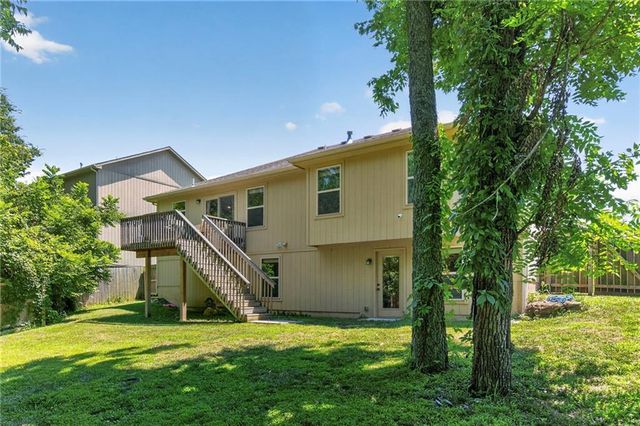 1308 NW Hilltop Lane, Grain Valley, MO 64029