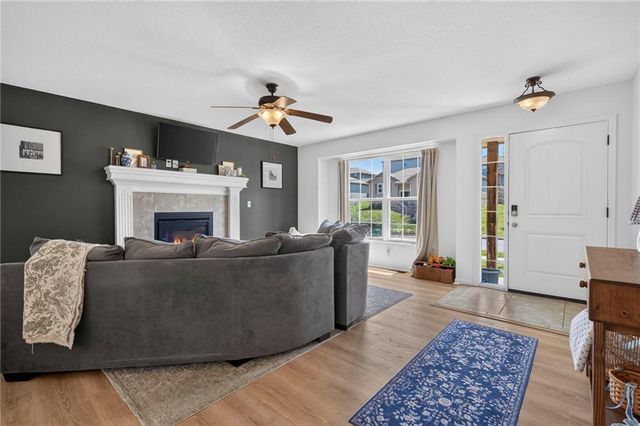 1308 NW Hilltop Lane, Grain Valley, MO 64029