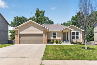 1308 NW Hilltop Lane, Grain Valley, MO 64029