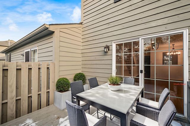 4049 Parkcove Drive, 19D, Columbus, OH 43230