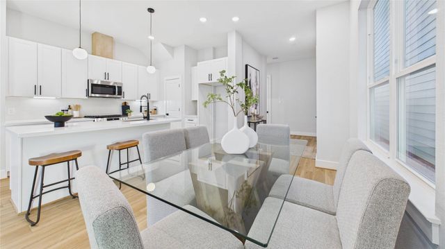 5027 Golden Forest Drive C, Houston, TX 77091