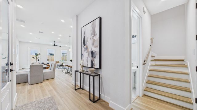 5027 Golden Forest Drive C, Houston, TX 77091