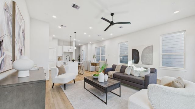 5027 Golden Forest Drive C, Houston, TX 77091