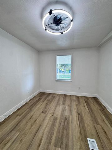 116 2ND STREET, Davenport, FL 33837