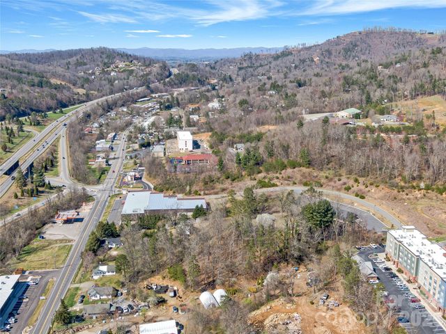 103 Weaverville Road, Asheville, NC 28804