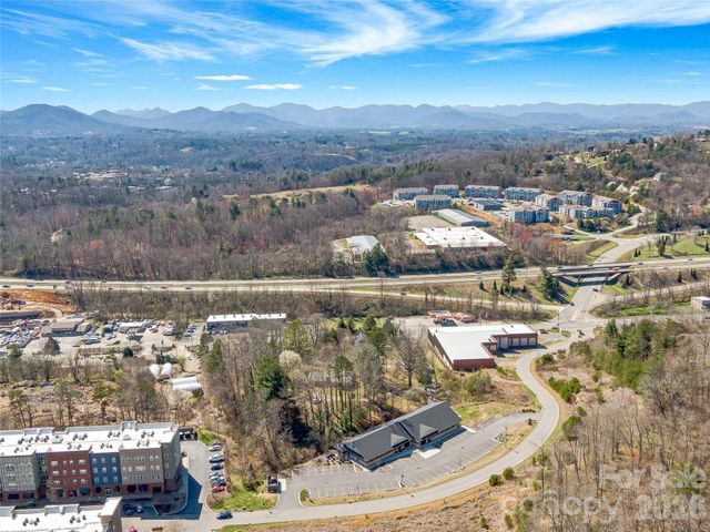 103 Weaverville Road, Asheville, NC 28804