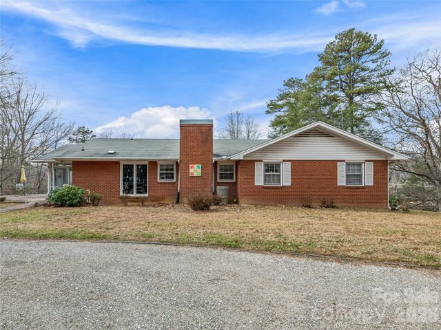 103 Weaverville Road, Asheville, NC 28804