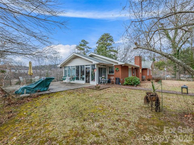 103 Weaverville Road, Asheville, NC 28804