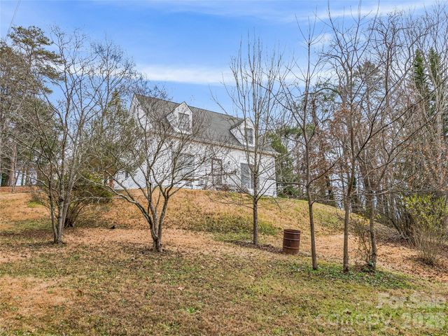 103 Weaverville Road, Asheville, NC 28804