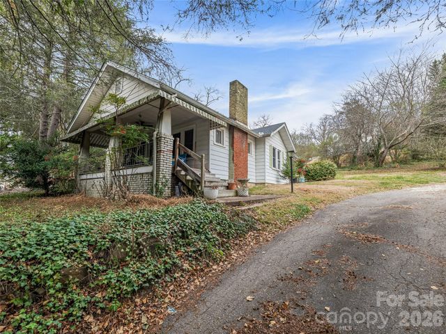 103 Weaverville Road, Asheville, NC 28804