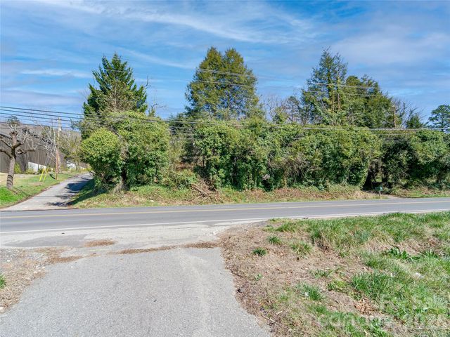 103 Weaverville Road, Asheville, NC 28804